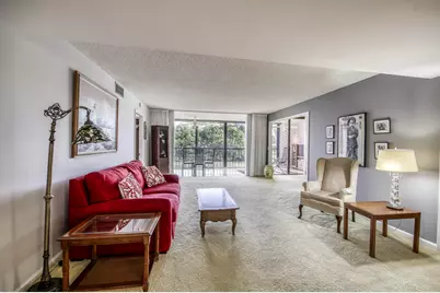 5250 Woodland Lakes Drive #226, Palm Beach Gardens, FL 33418 - Photo 4