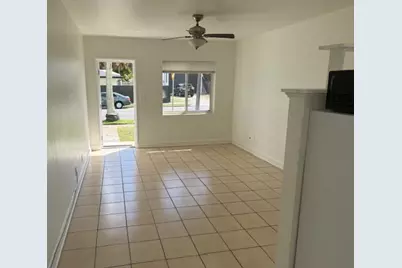 405 53rd Street #405, West Palm Beach, FL 33407 - Photo 2