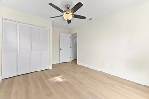 571 SE Anchor Ln, Port Saint Lucie, FL 34983 - Photo 14