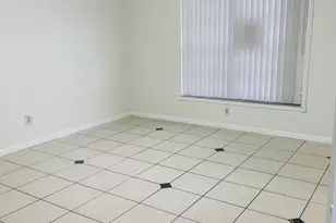 5318 Garden Hills Cir, West Palm Beach, FL 33415 - Photo 8