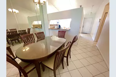 4698 Lucerne Lakes Boulevard E #203, Lake Worth, FL 33467 - Photo 10