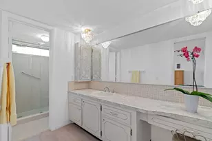 10 SE 13th St, Boca Raton, FL 33432 - Photo 12