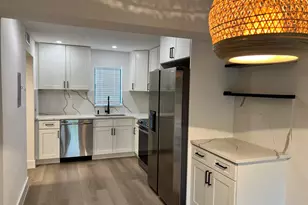 9235 SW 8th St, Boca Raton, FL 33428 - Photo 4