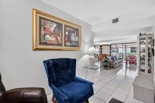 10215 N Circle Lake Dr, Boynton Beach, FL 33437 - Photo 22