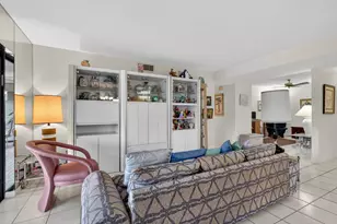 10215 N Circle Lake Dr, Boynton Beach, FL 33437 - Photo 14