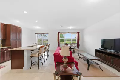 9059 Kingsmoor Way, Lake Worth, FL 33467 - Photo 8
