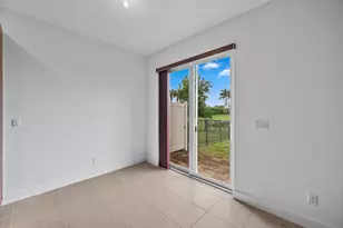 9059 Kingsmoor Wy, Lake Worth, FL 33467 - Photo 14