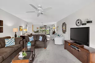 9825 Tabebuia Tree Dr, Boynton Beach, FL 33436 - Photo 6