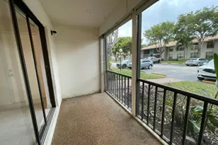 9960 Pineapple Tree Dr, Boynton Beach, FL 33436 - Photo 6