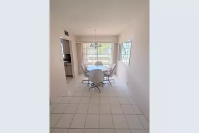 2 Golfs Edge #D, West Palm Beach, FL 33417 - Photo 4