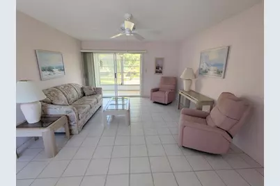 2 Golfs Edge #D, West Palm Beach, FL 33417 - Photo 6