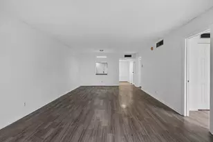 6301 N Falls Cir Dr, Lauderhill, FL 33319 - Photo 2