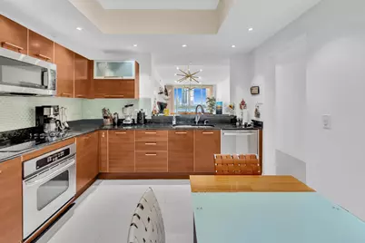 3330 NE 190th Street #1011, Aventura, FL 33180 - Photo 4