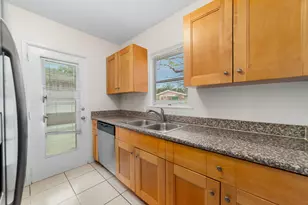 719 Valley Forge Rd, West Palm Beach, FL 33405 - Photo 2