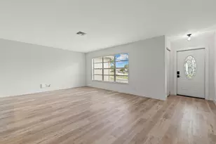 4473 Pine Garden Ln, Lake Worth, FL 33467 - Photo 8