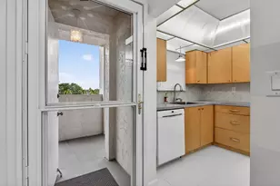 6080 NW 44th St, Lauderhill, FL 33319 - Photo 6