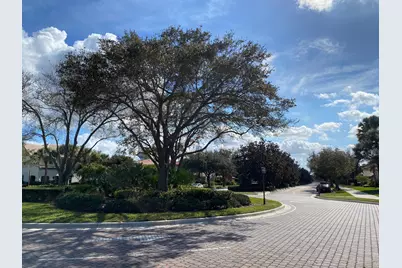 635 Castle Drive, Palm Beach Gardens, FL 33410 - Photo 40