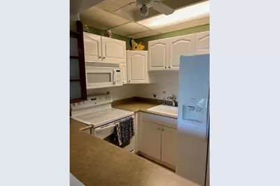 1027 Berkshire B, Deerfield Beach, FL 33442 - Photo 18