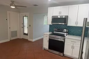 620 W Bloxham St, Lantana, FL 33462 - Photo 12