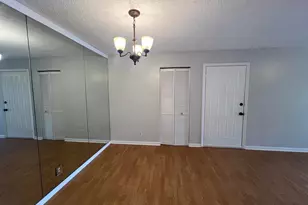 3402 Gardens E Dr, Palm Beach Gardens, FL 33410 - Photo 10