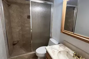 3402 Gardens E Dr, Palm Beach Gardens, FL 33410 - Photo 14