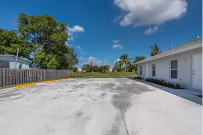 1119 Osceola Drive, West Palm Beach, FL 33409 - Photo 4