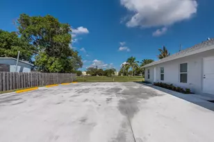 1119 Osceola Dr, West Palm Beach, FL 33409 - Photo 4