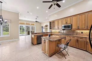 8480 Man O War Rd, Palm Beach Gardens, FL 33418 - Photo 12