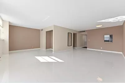 5700 NW 2nd Avenue #503, Boca Raton, FL 33487 - Photo 8