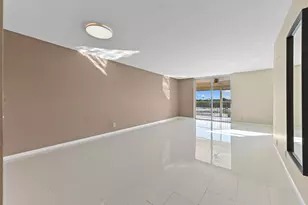 5700 NW 2nd Ave, Boca Raton, FL 33487 - Photo 4