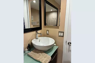 355 Normandy H, Delray Beach, FL 33484 - Photo 10