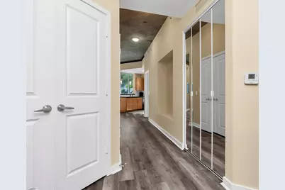 300 S Australian Avenue #618, West Palm Beach, FL 33401 - Photo 2