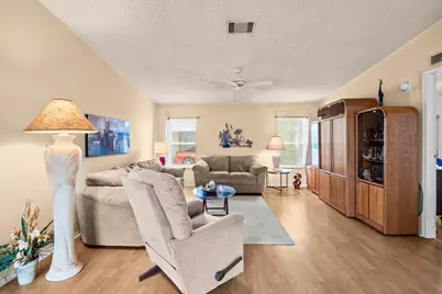 7904 Meadowlark Lane, Port Saint Lucie, FL 34952 - Photo 6