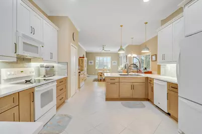 2260 NW Windemere Drive, Jensen Beach, FL 34957 - Photo 14