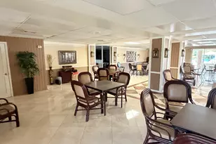 320 Lake Dora Dr, West Palm Beach, FL 33411 - Photo 16