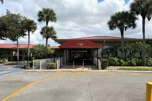 320 Lake Dora Dr, West Palm Beach, FL 33411 - Photo 14
