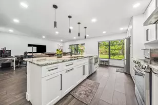10908 SE Hobart St, Jupiter, FL 33469 - Photo 6