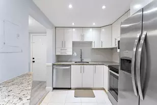 9370 SW 8th St, Boca Raton, FL 33428 - Photo 4