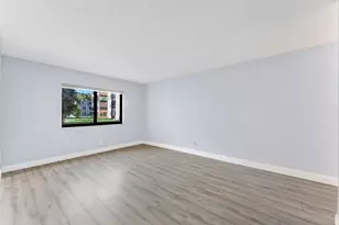 9370 SW 8th St, Boca Raton, FL 33428 - Photo 12