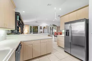 7707 NW 79th St, Tamarac, FL 33321 - Photo 18