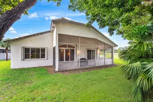 7707 NW 79th St, Tamarac, FL 33321 - Photo 36