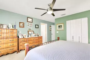 944 Imperial Lake Rd, West Palm Beach, FL 33413 - Photo 20