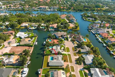 2185 Carib Circle, Palm Beach Gardens, FL 33410 - Photo 4