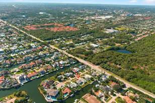 2185 Carib Cir, Palm Beach Gardens, FL 33410 - Photo 12