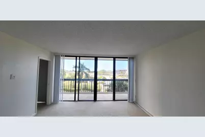 2425 Presidential Way #402, West Palm Beach, FL 33401 - Photo 14