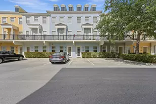 425 Greenwich Cir, Jupiter, FL 33458 - Photo 2