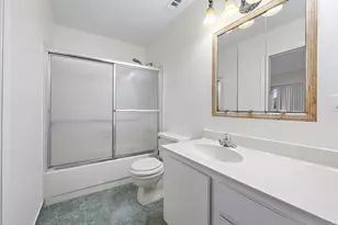 2638 Gately Dr E, West Palm Beach, FL 33415 - Photo 10