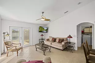 982 SW Worcester Ln, Port Saint Lucie, FL 34953 - Photo 18