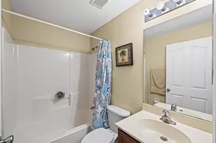 982 SW Worcester Ln, Port Saint Lucie, FL 34953 - Photo 32