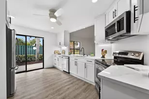 6893 SE Bunker Hill Dr, Hobe Sound, FL 33455 - Photo 2